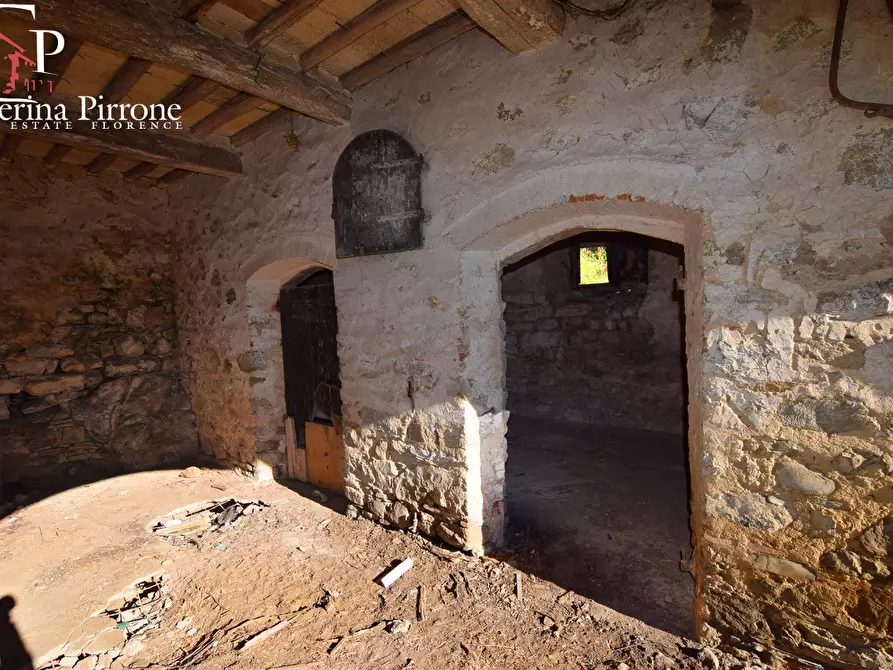 Immagine 4 di Rustico / casale in vendita  a Radda In Chianti