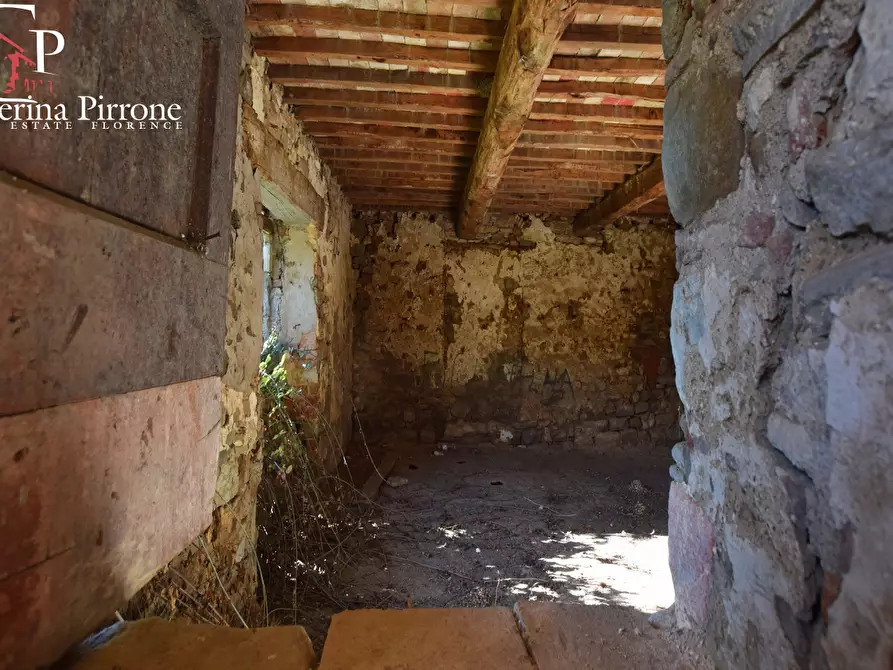 Immagine 7 di Rustico / casale in vendita  a Radda In Chianti