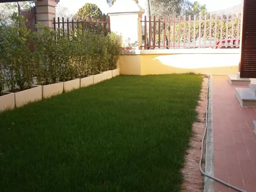 Immagine 3 di Appartamento in vendita  in via di Capornia a Firenze