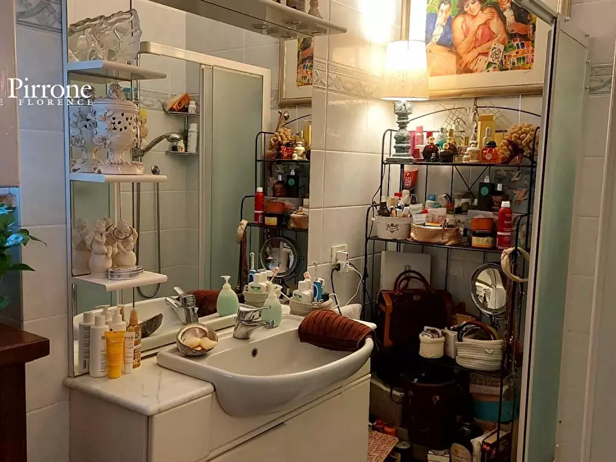 Immagine 20 di Appartamento in vendita  in viale Mille a Firenze