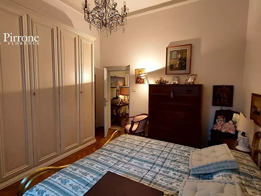 Immagine 14 di Appartamento in vendita  in viale Mille a Firenze