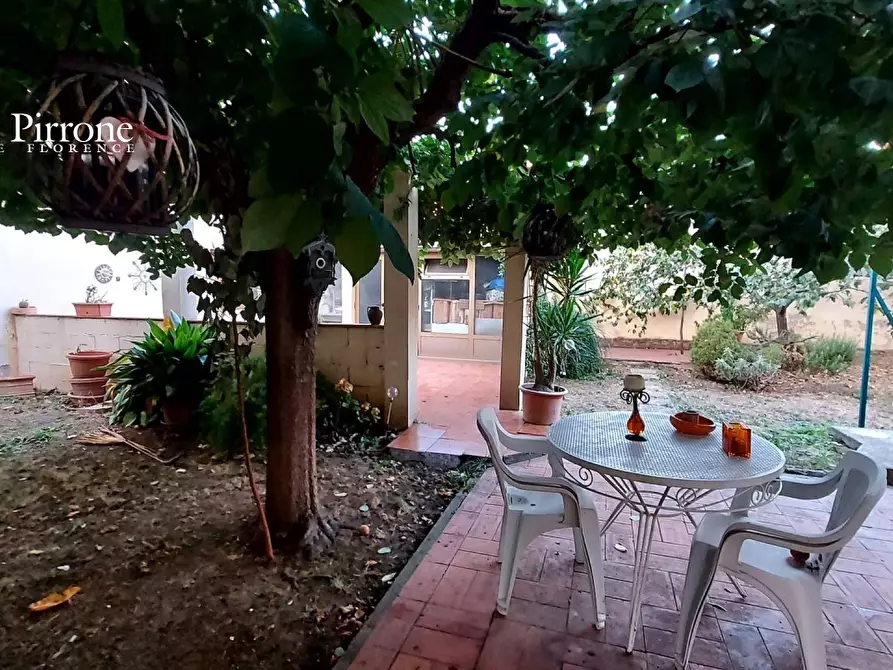 Immagine 25 di Appartamento in vendita  in viale Mille a Firenze