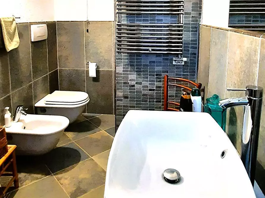 Immagine 27 di Rustico / casale in vendita  in via delle Bastiole a Montieri