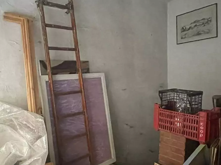 Immagine 4 di Laboratorio in vendita  in via della Chiesa a Firenze