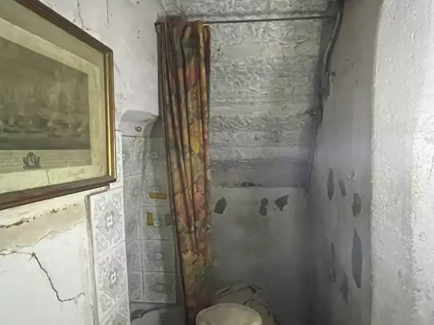 Immagine 7 di Laboratorio in vendita  in via della Chiesa a Firenze