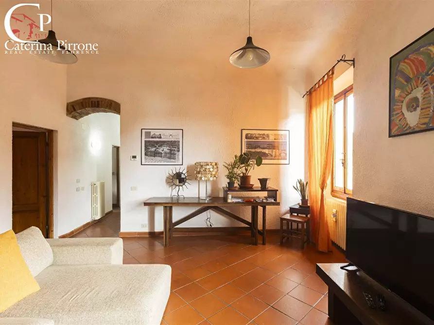 Immagine 5 di Appartamento in vendita  in via Aretina a Fiesole