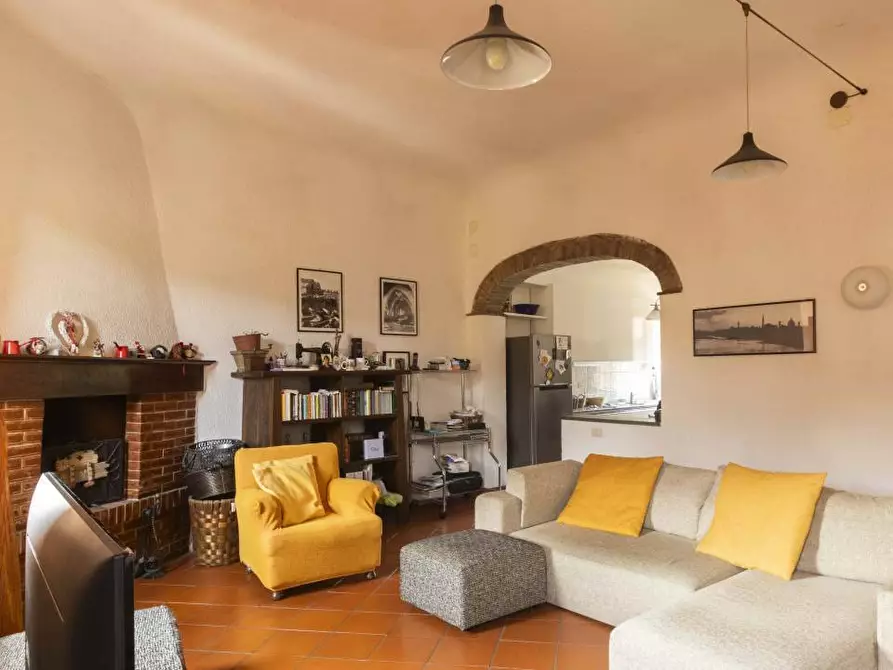 Immagine 12 di Appartamento in vendita  in via Aretina a Fiesole