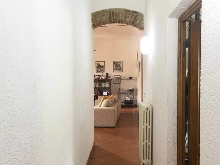 Immagine 24 di Appartamento in vendita  in via Aretina a Fiesole