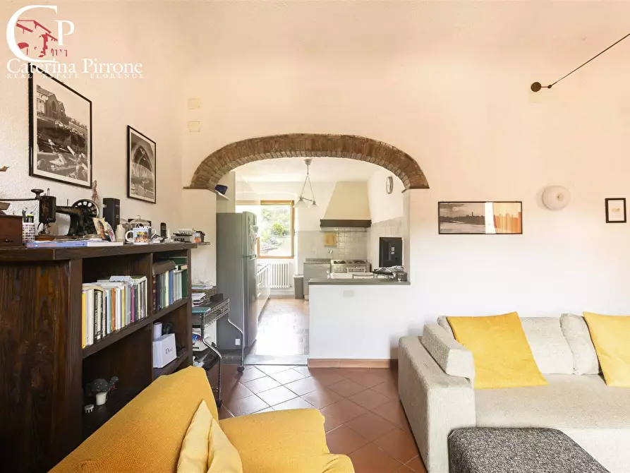 Immagine 13 di Appartamento in vendita  in via Aretina a Fiesole