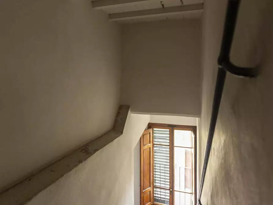 Immagine 25 di Appartamento in vendita  in via Aretina a Fiesole