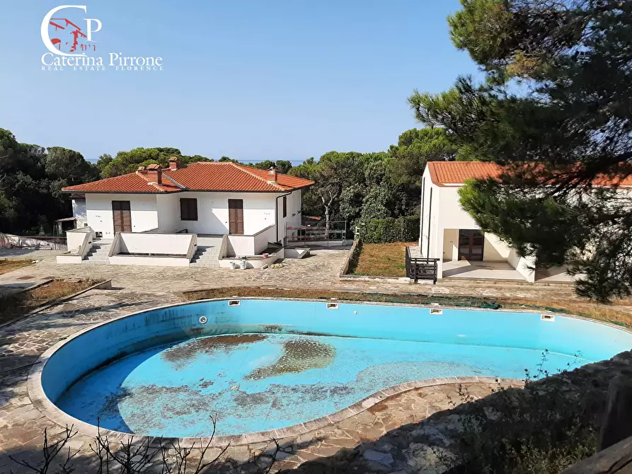 Immagine 16 di Appartamento in vendita  in via delle Rose a Rosignano Marittimo