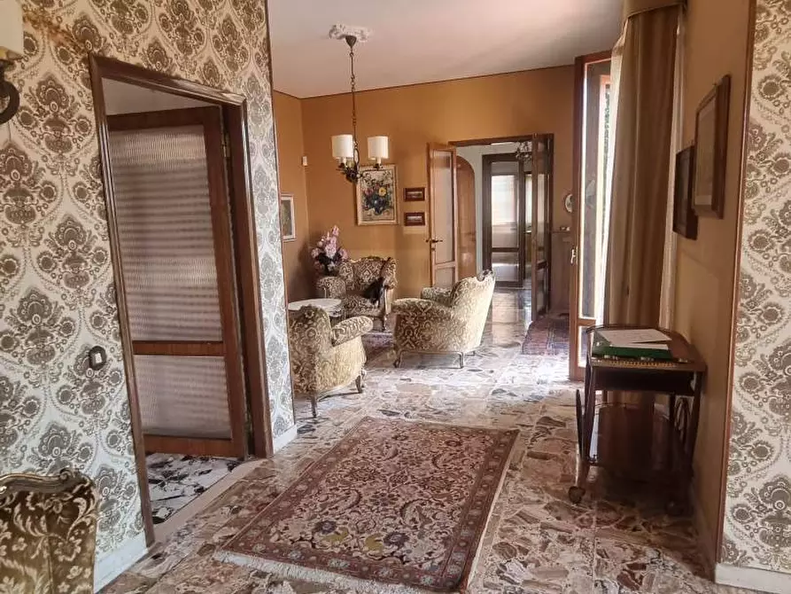 Immagine 17 di Villa in vendita  in via di Piscille a Greve In Chianti