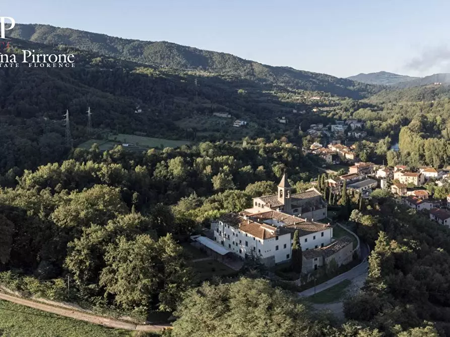 Immagine 26 di Villa in vendita  in frazione San Detole a Dicomano
