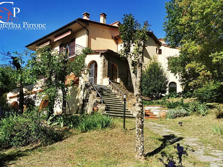 Immagine 1 di Villa in vendita  in località Montecucco a Rignano Sull'arno