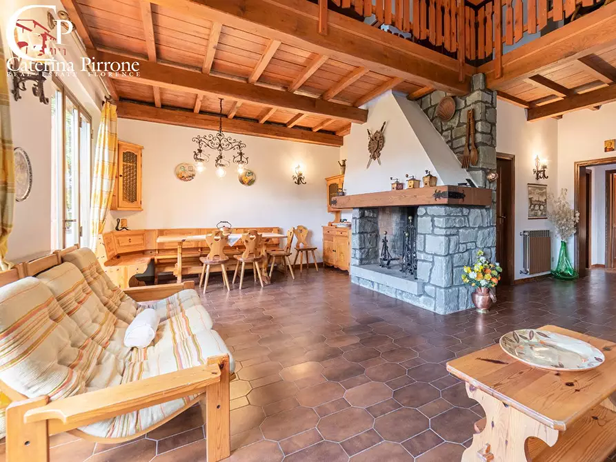 Immagine 20 di Villa in vendita  in via Castelnuovo a Pelago