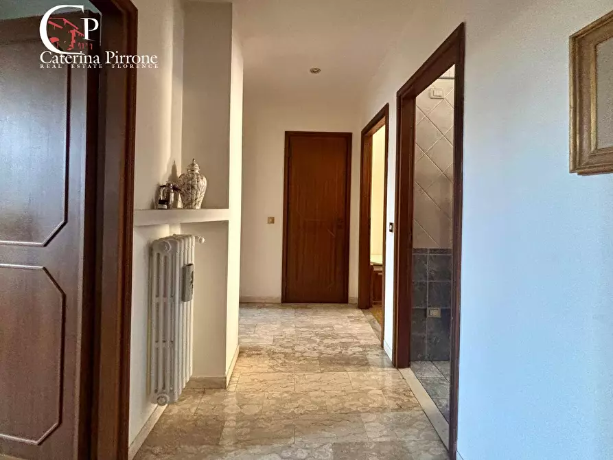 Immagine 23 di Appartamento in vendita  in Lungarno Francesco Ferrucci a Firenze