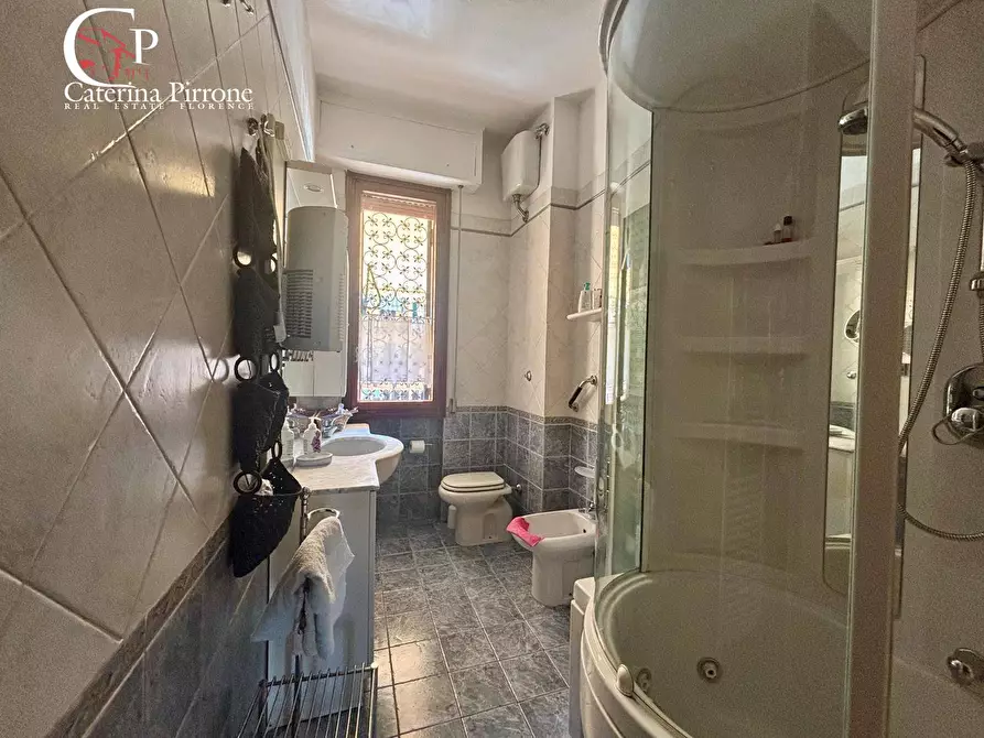 Immagine 29 di Appartamento in vendita  in Lungarno Francesco Ferrucci a Firenze