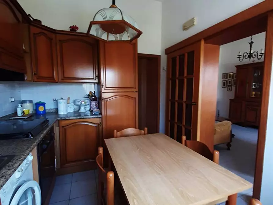 Immagine 10 di Appartamento in vendita  in Piazza Giuseppe Garibaldi a Rosignano Marittimo