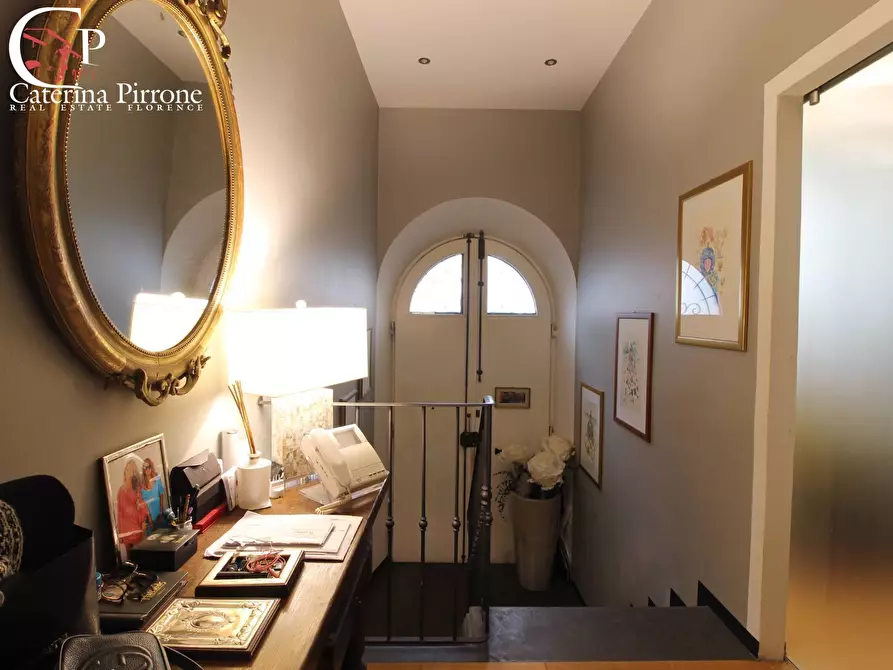 Immagine 4 di Appartamento in vendita  in viale dei Mille a Firenze