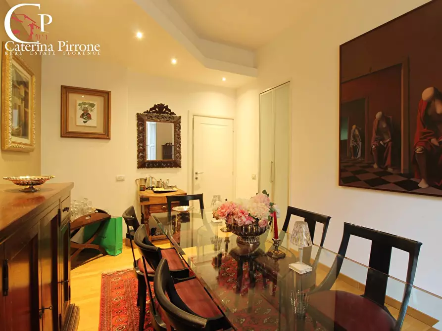 Immagine 15 di Appartamento in vendita  in viale dei Mille a Firenze