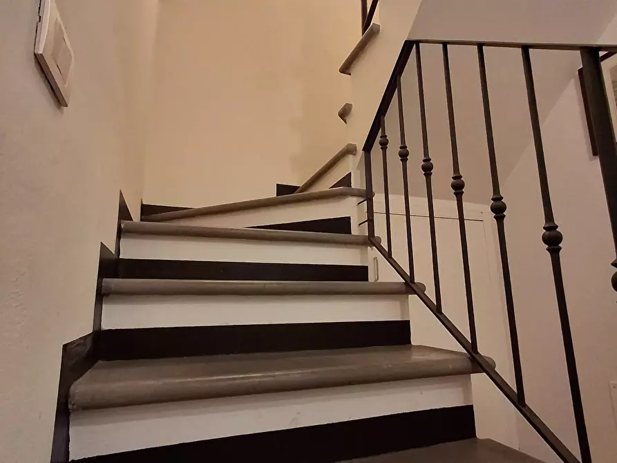 Immagine 18 di Appartamento in vendita  in viale dei Mille a Firenze