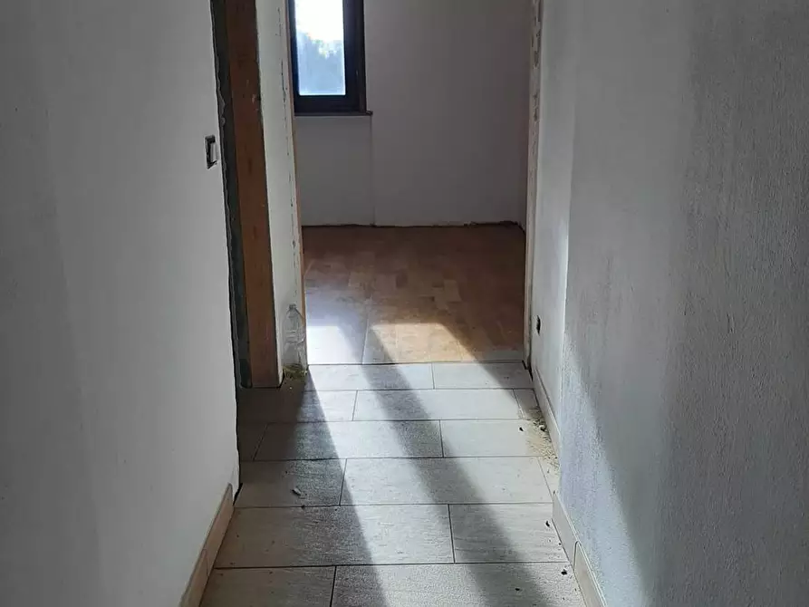 Immagine 12 di Appartamento in vendita  in via Giacomo Matteotti a Rosignano Marittimo