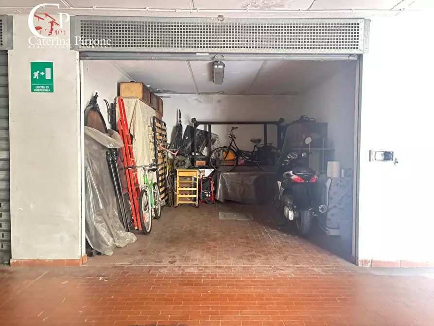 Immagine 25 di Appartamento in vendita  in via Aretina a Firenze