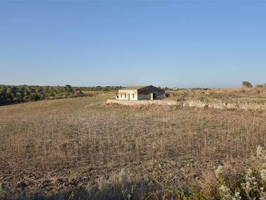 Immagine 1 di Rustico / casale in vendita  in strada vicinale Santu Tettaru a Sassari