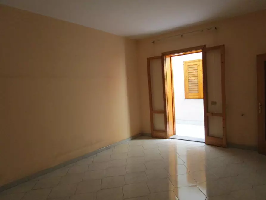 Immagine 5 di Appartamento in vendita  a Paterno'