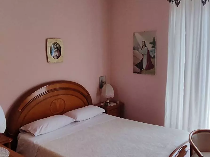 Immagine 13 di Appartamento in vendita  a Paterno'