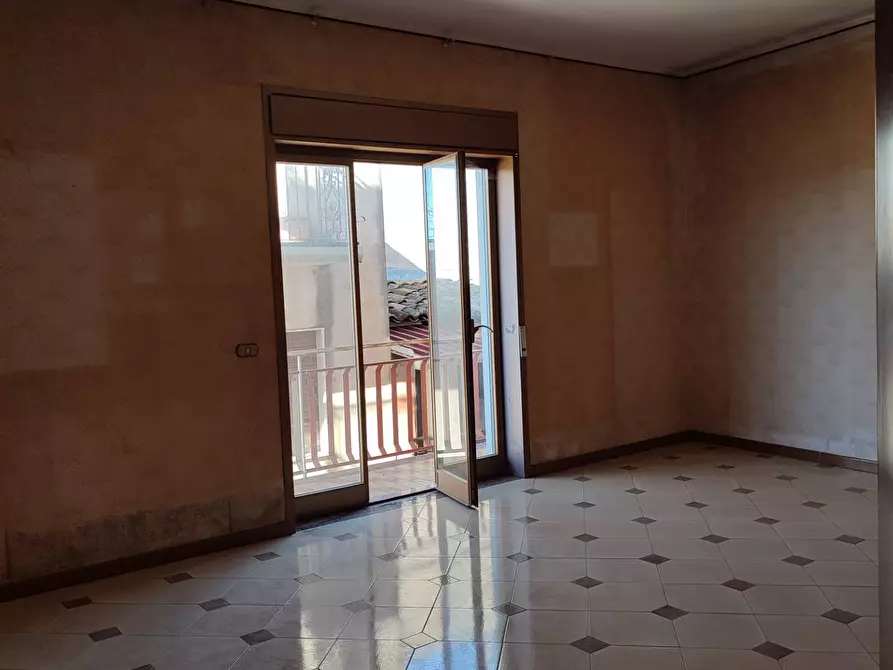 Immagine 9 di Appartamento in vendita  a Santa Maria Di Licodia
