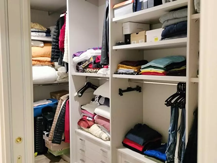 Immagine 22 di Villa in vendita  a Belpasso