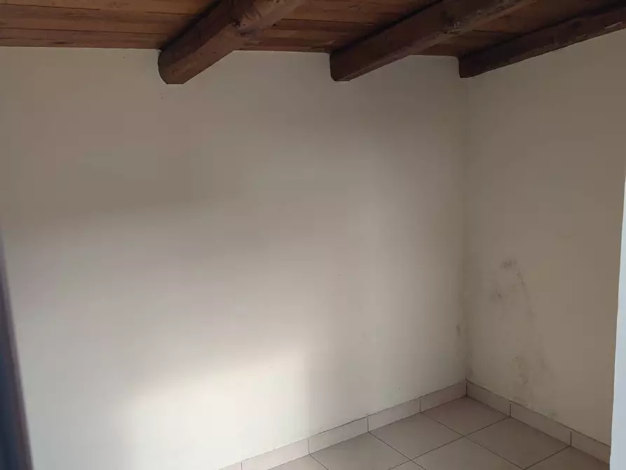 Immagine 25 di Appartamento in vendita  a Paterno'