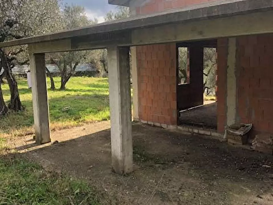 Immagine 4 di Villa in vendita  in località Alvagnano a Vetralla