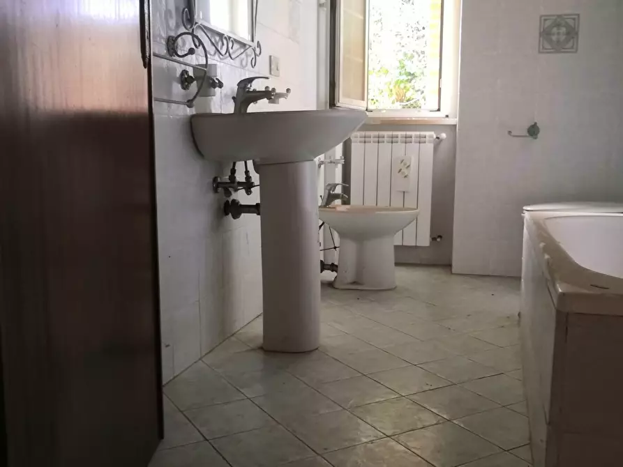 Immagine 21 di Appartamento in vendita  in Antonio Gramsci a Lariano