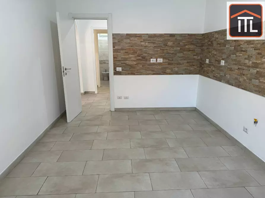 Immagine 6 di Appartamento in vendita  in Vicolo Degli Orti Della Magliana a Roma