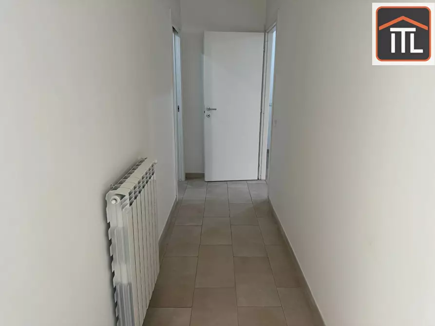 Immagine 9 di Appartamento in vendita  in Vicolo Degli Orti Della Magliana a Roma