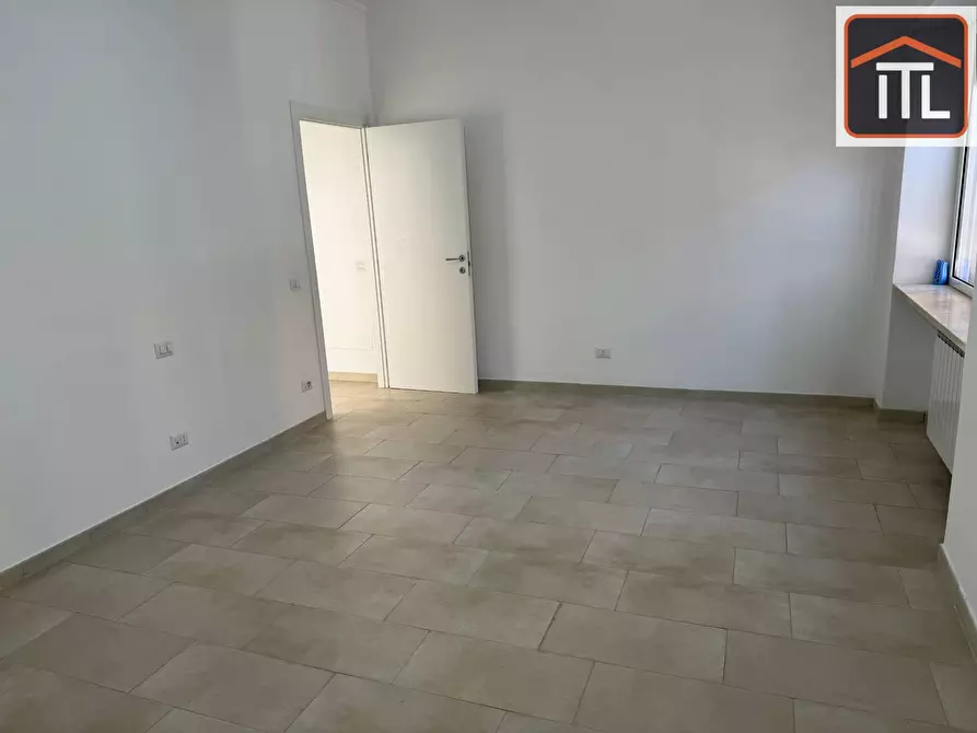 Immagine 19 di Appartamento in vendita  in Vicolo Degli Orti Della Magliana a Roma