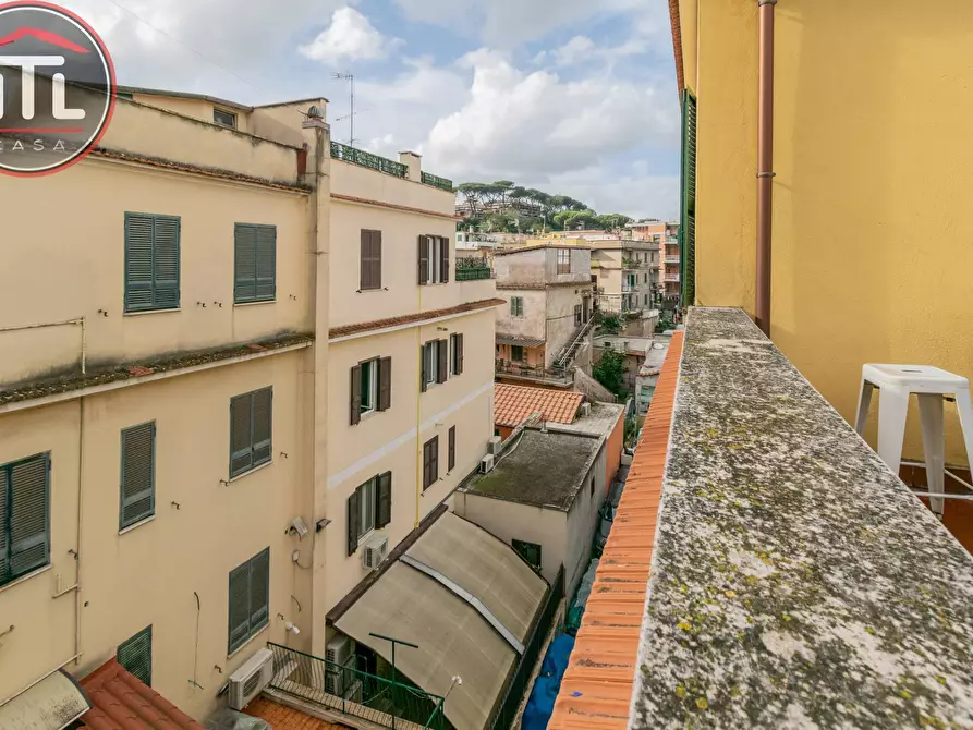 Immagine 22 di Attico in vendita  in via del trullo a Roma