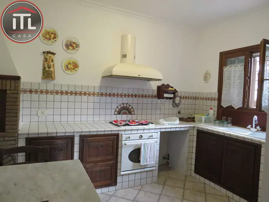 Immagine 15 di Villa in vendita  in Via Diano D'alba a Roma