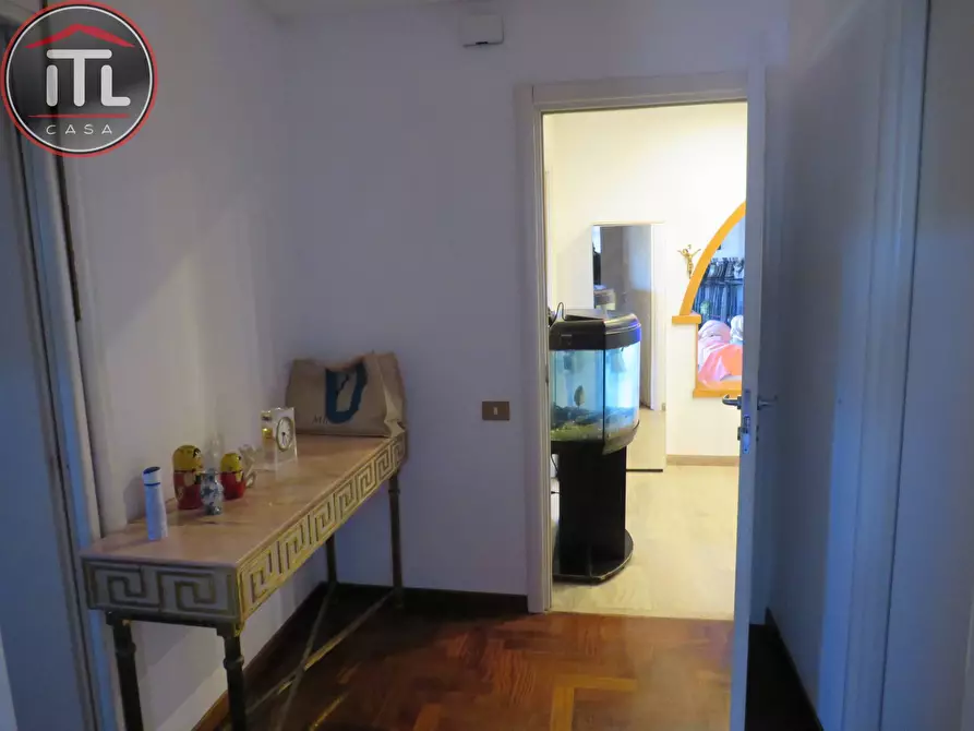 Immagine 27 di Appartamento in vendita  in Via della Pineta Sacchetti a Roma