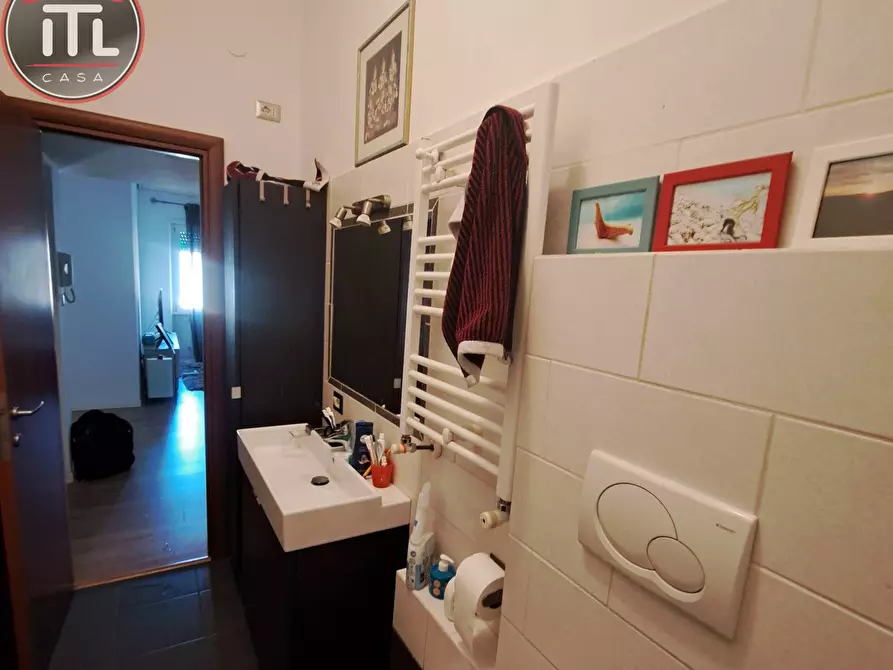 Immagine 10 di Appartamento in vendita  in Via Carlo Della Rocca a Roma