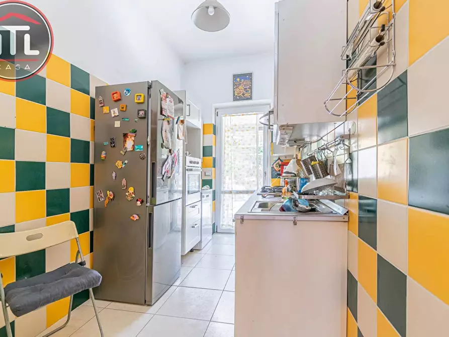 Immagine 4 di Appartamento in vendita  in Via Carlo Della Rocca a Roma