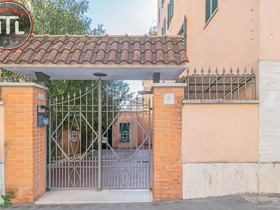 Immagine 27 di Appartamento in vendita  in Via Laura Mantegazza a Roma