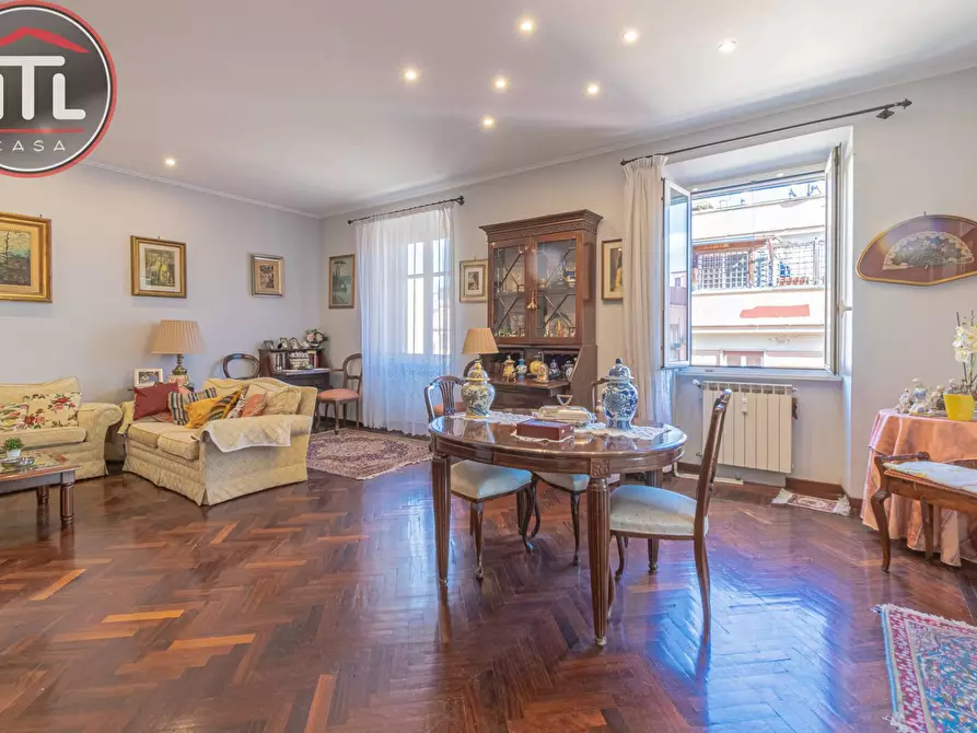 Immagine 1 di Appartamento in vendita  in Via Laura Mantegazza a Roma