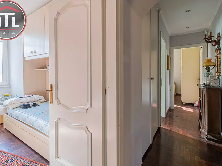 Immagine 18 di Appartamento in vendita  in Via Laura Mantegazza a Roma