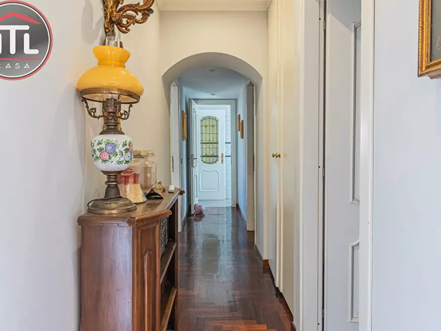 Immagine 19 di Appartamento in vendita  in Via Laura Mantegazza a Roma