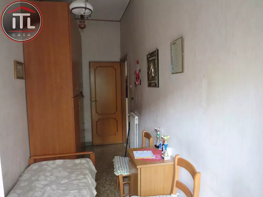 Immagine 10 di Appartamento in vendita  in Via Servilio IV a Roma