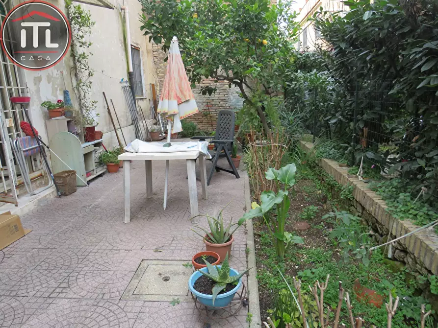 Immagine 27 di Appartamento in vendita  in Via Servilio IV a Roma