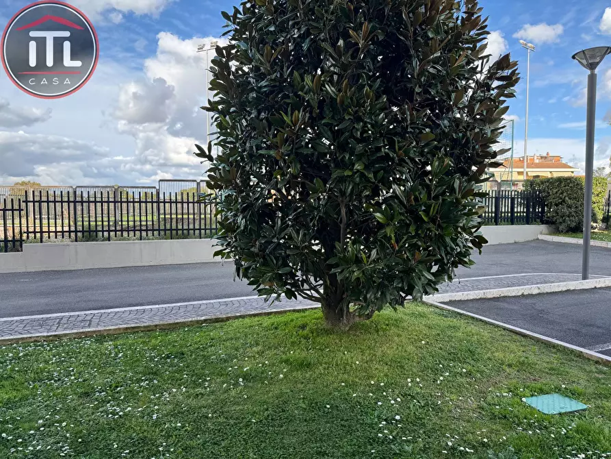 Immagine 29 di Appartamento in vendita  in Via dei Cantelmo a Roma